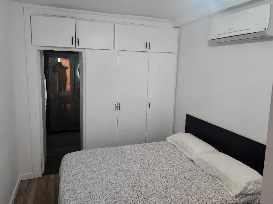 Apartamento En La Rambla Centro Alicante C Exterior photo
